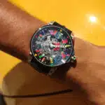 Montre art Car, très colorée