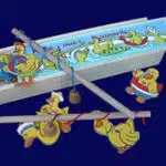 Jeu de pêche en bois rangé dans un plumier