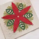 Etoile en dentelle rouge et verte