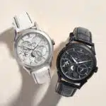 2 montres 1 blanche et 1 noir