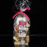 Sachet de nougats aux colorants naturels sur fond noir