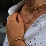 Bracelet et collier assortis