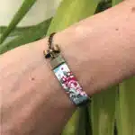 Bijoux et accessoires - Bracelet, chainette et tissus à fleurs