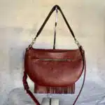 Sac à main marr-bordeau avec franges