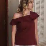 Vêtements en lin,Femme avec blouse en lin couleur prune