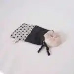 Petit sac noir et blanc avec bougies- en forme de fleur