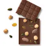 Tablette de chocolat aux amandes