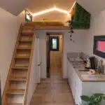 Intérieur d'une tiny House (cuisine)