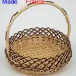 Vannerie artisanale - panier plat en osier avec une anse