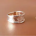 1 bague large en argent