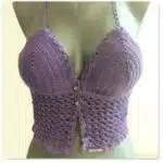 Lingerie bohème chic Bustier en crochet mauve sur mannequin femme