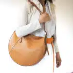 Sac en cuire en forme arrondie de Julie erlich