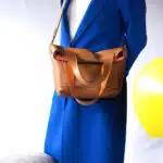 Sac porté en bandoulière avec 2 anses